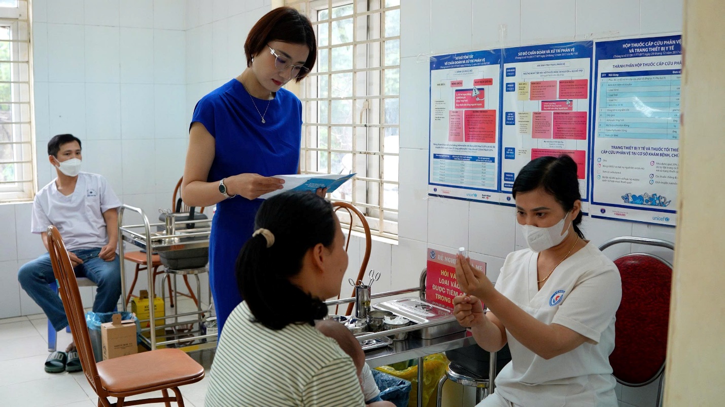 Trạm Y tế xã Hoài Đức triển khai đợt tiêm chủng mở rộng cho trẻ em trên toàn địa bàn- Ảnh 4.
