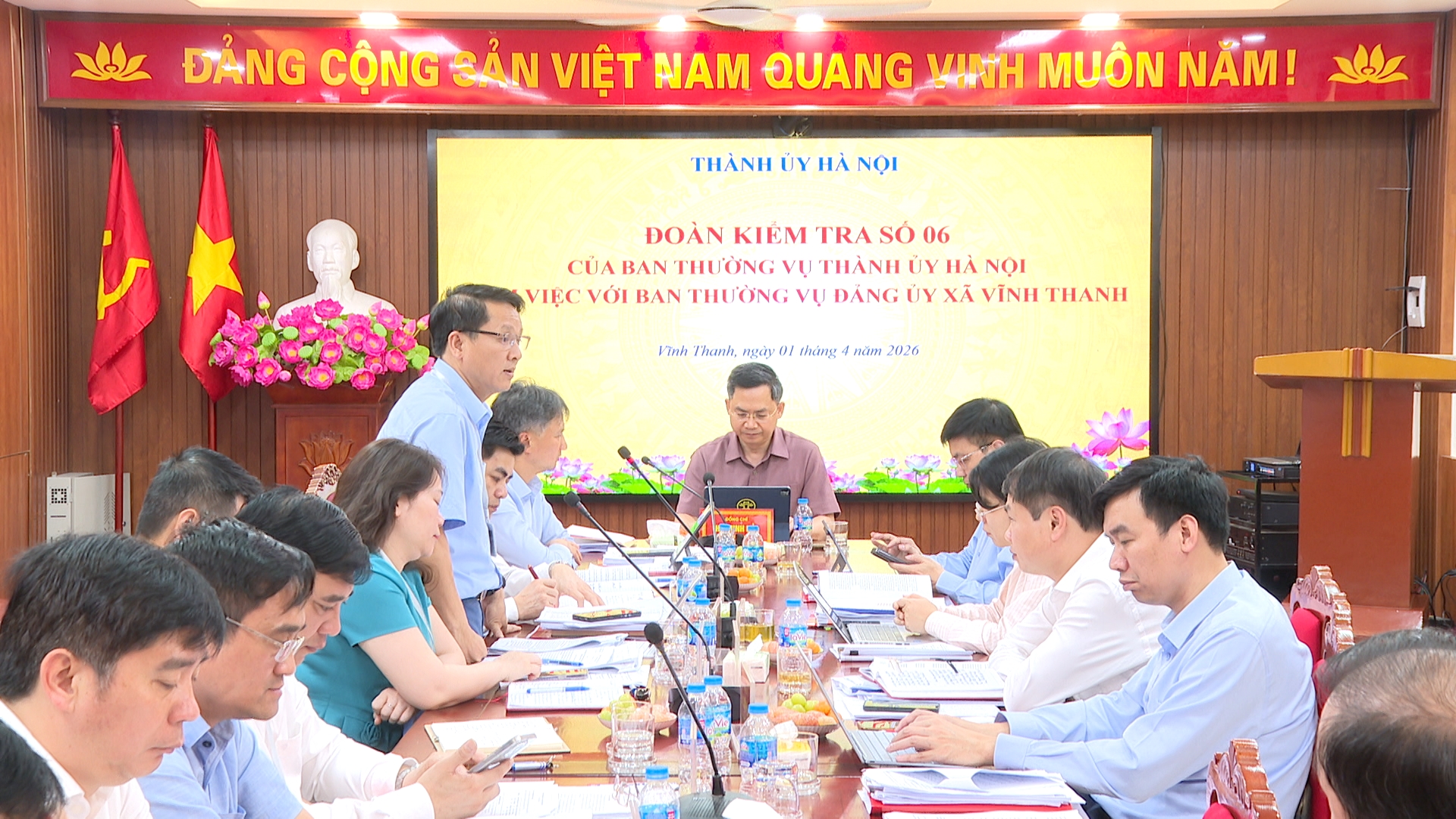 ĐOÀN KIỂM TRA SỐ 6 CỦA THÀNH ỦY HÀ NỘI LÀM VIỆC VỚI ĐẢNG ỦY XÃ VĨNH THANH- Ảnh 10.