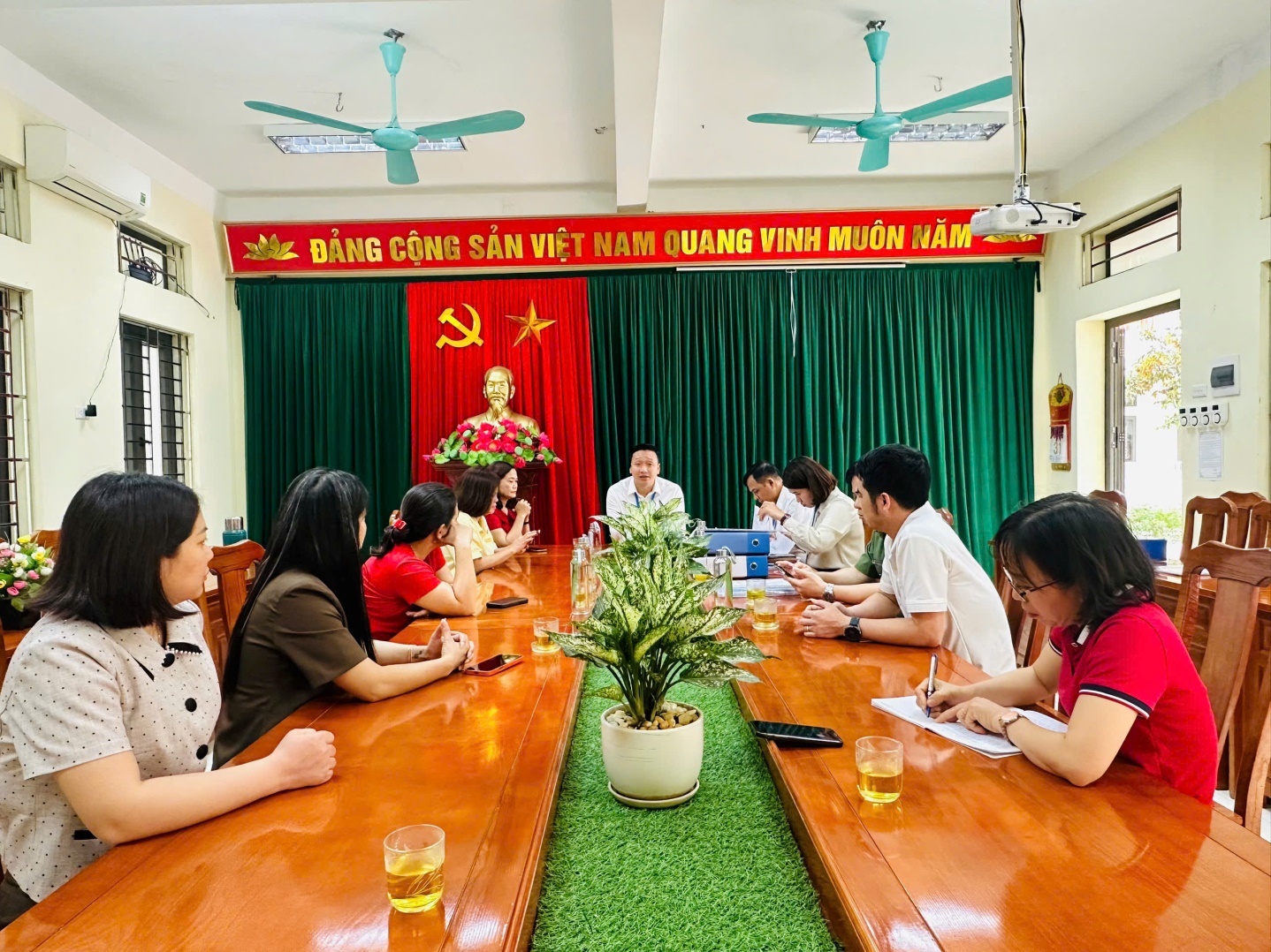 Trần Phú: thành lập 3 tổ kiểm tra công tác tổ chức ăn bán trú của các trường trên địa bàn xã- Ảnh 2.