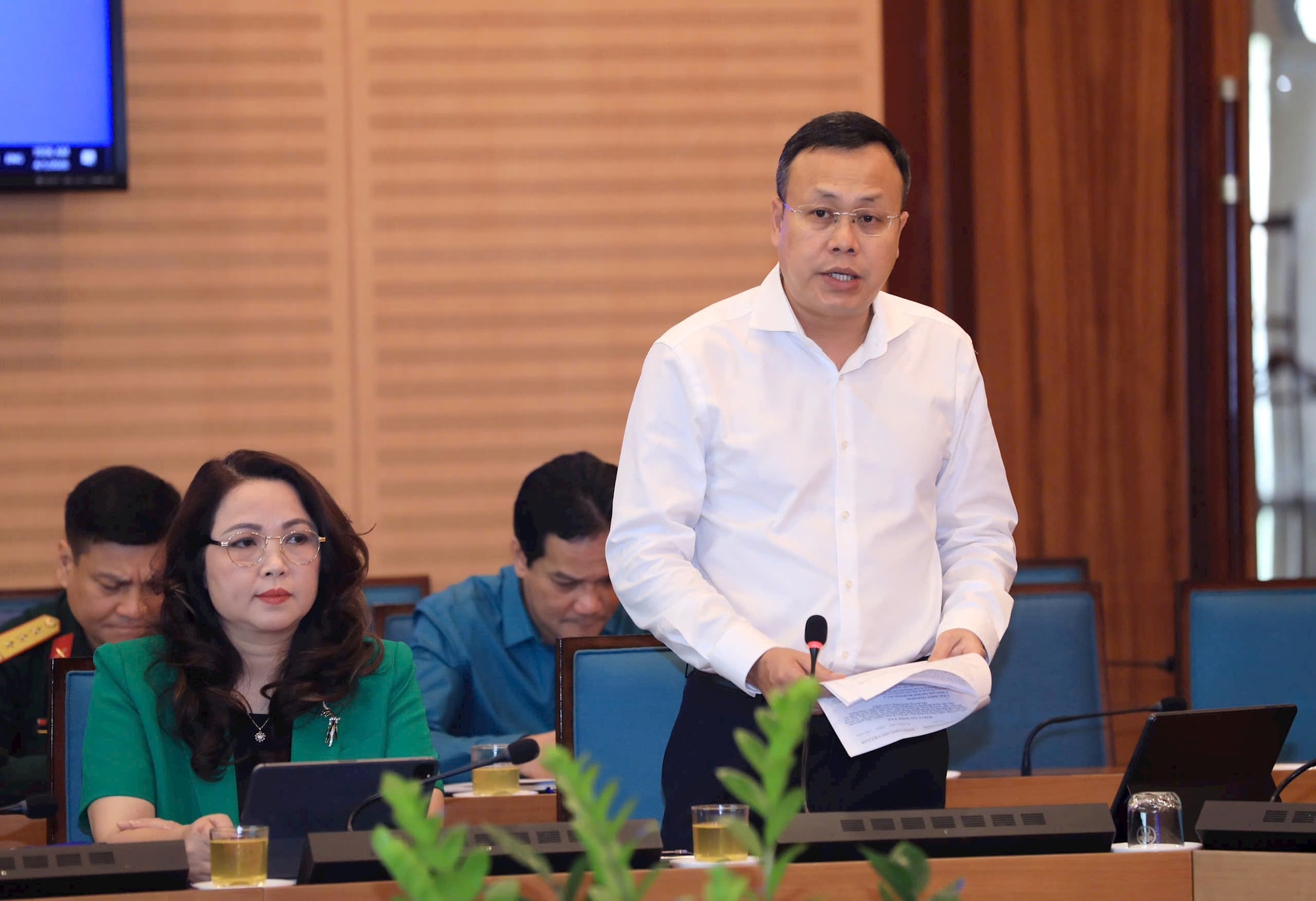 Chủ tịch UBND TP Hà Nội Vũ Đại Thắng: Phát huy “6 rõ”, vận hành hiệu quả “4 trục” để thúc đẩy tăng trưởng hai con số- Ảnh 4.