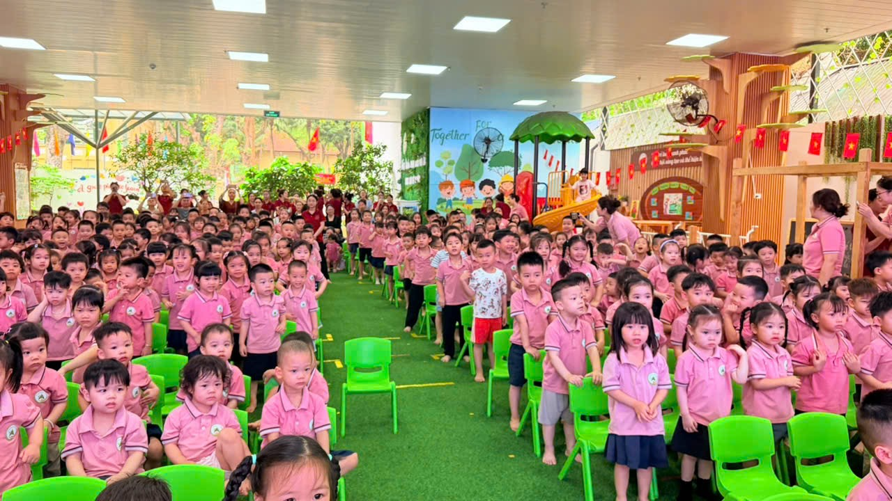 “Ngày hội Sắc màu" bùng nổ sáng tạo tại trường Mầm non A- Ảnh 1.