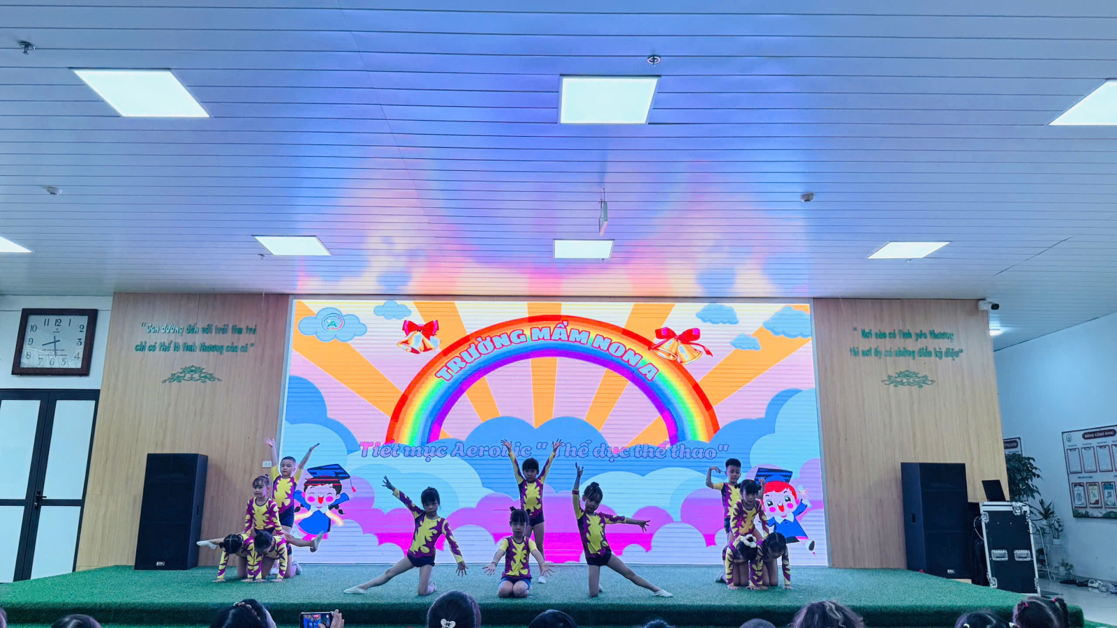 “Ngày hội Sắc màu" bùng nổ sáng tạo tại trường Mầm non A- Ảnh 4.