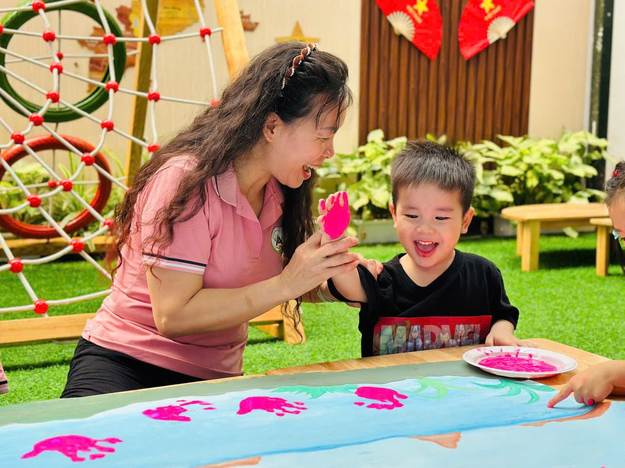 “Ngày hội Sắc màu" bùng nổ sáng tạo tại trường Mầm non A- Ảnh 9.