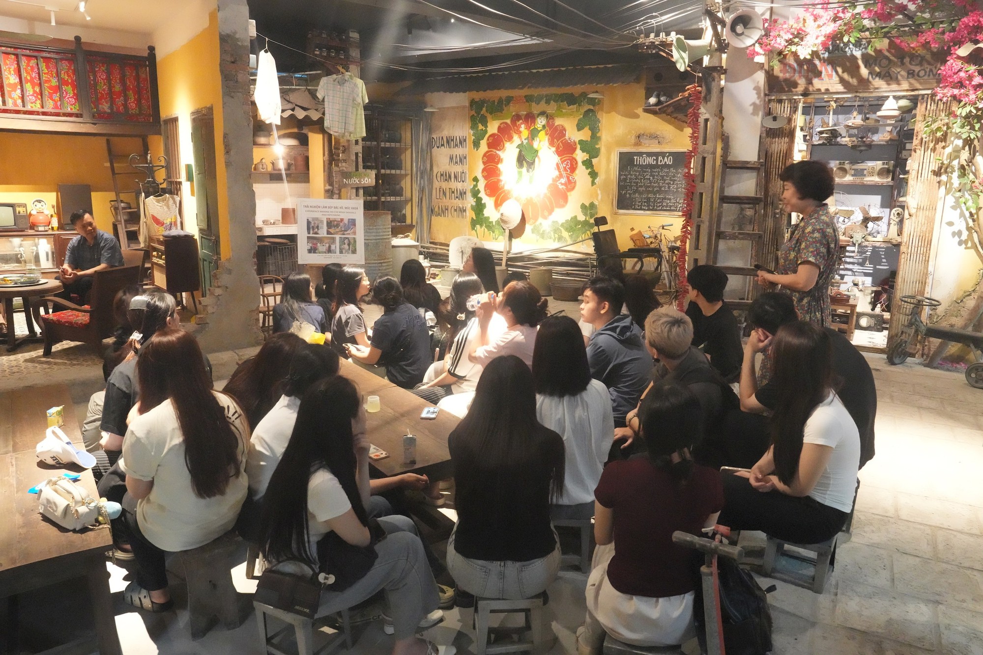 Một ngày làm “người xưa”: hành trình trải nghiệm văn hóa giữa lòng Ba Đình- Ảnh 4.