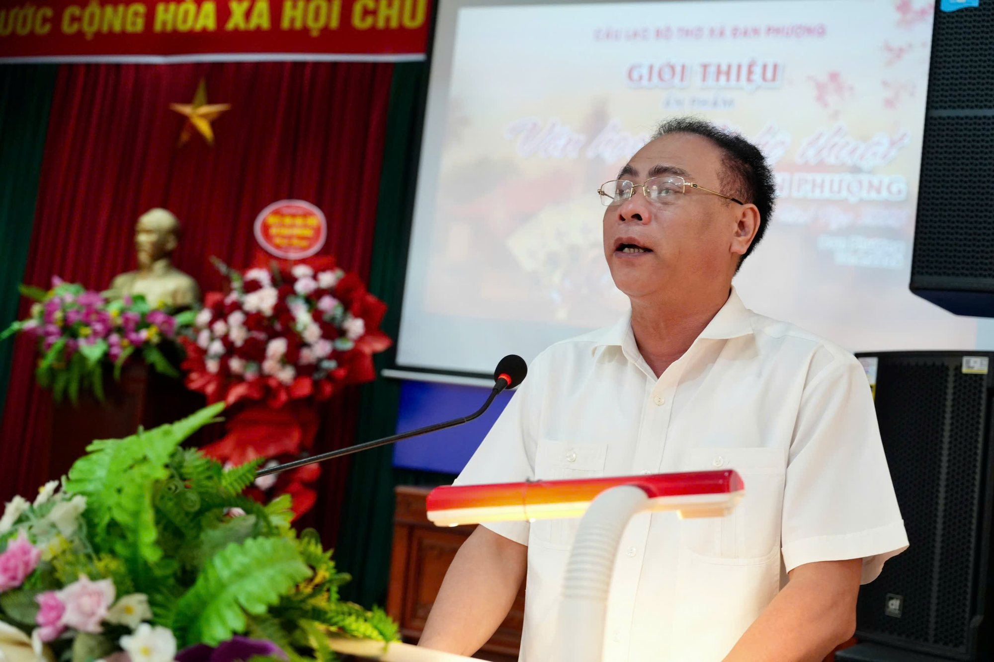 Câu lạc bộ Thơ xã Đan Phượng giới thiệu ấn phẩm Văn học Nghệ thuật Đan Phượng Xuân Bính Ngọ 2026.- Ảnh 3.