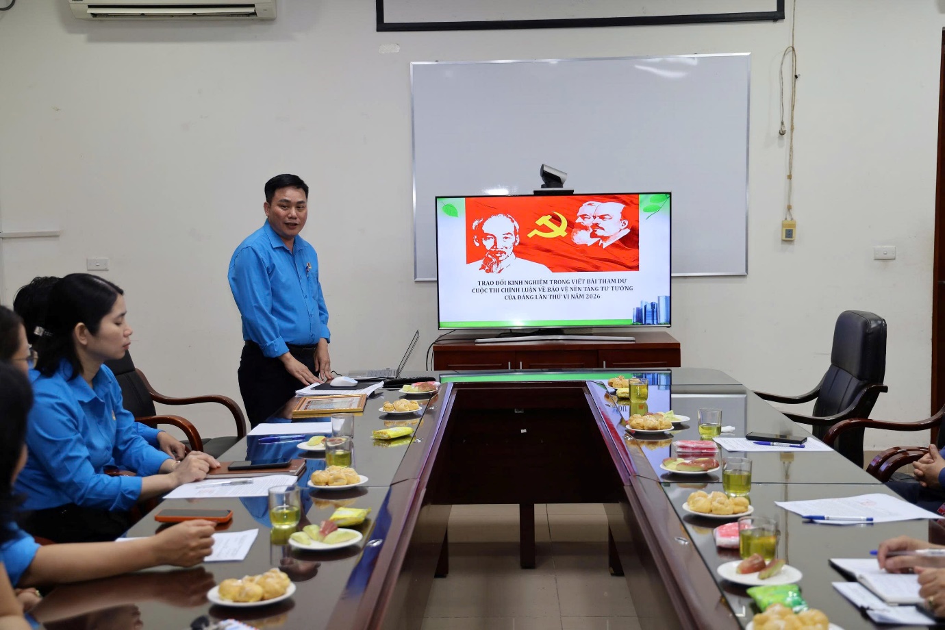 Công đoàn phường Yên Sở triển khai cuộc thi chính luận về bảo vệ nền tảng tư tưởng của Đảng lần thứ 6, năm 2026 trong công nhân viên chức lao động- Ảnh 1.