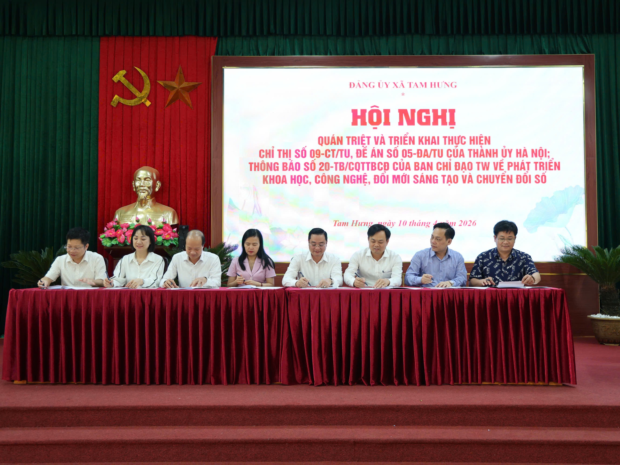 Tam Hưng: Quán triệt, triển khai, hưởng ứng và ký cam kết thực hiện Chỉ thị 09/CT-TU: Tạo chuyển biến mạnh về kỷ luật, kỷ cương và trách nhiệm công vụ- Ảnh 14.