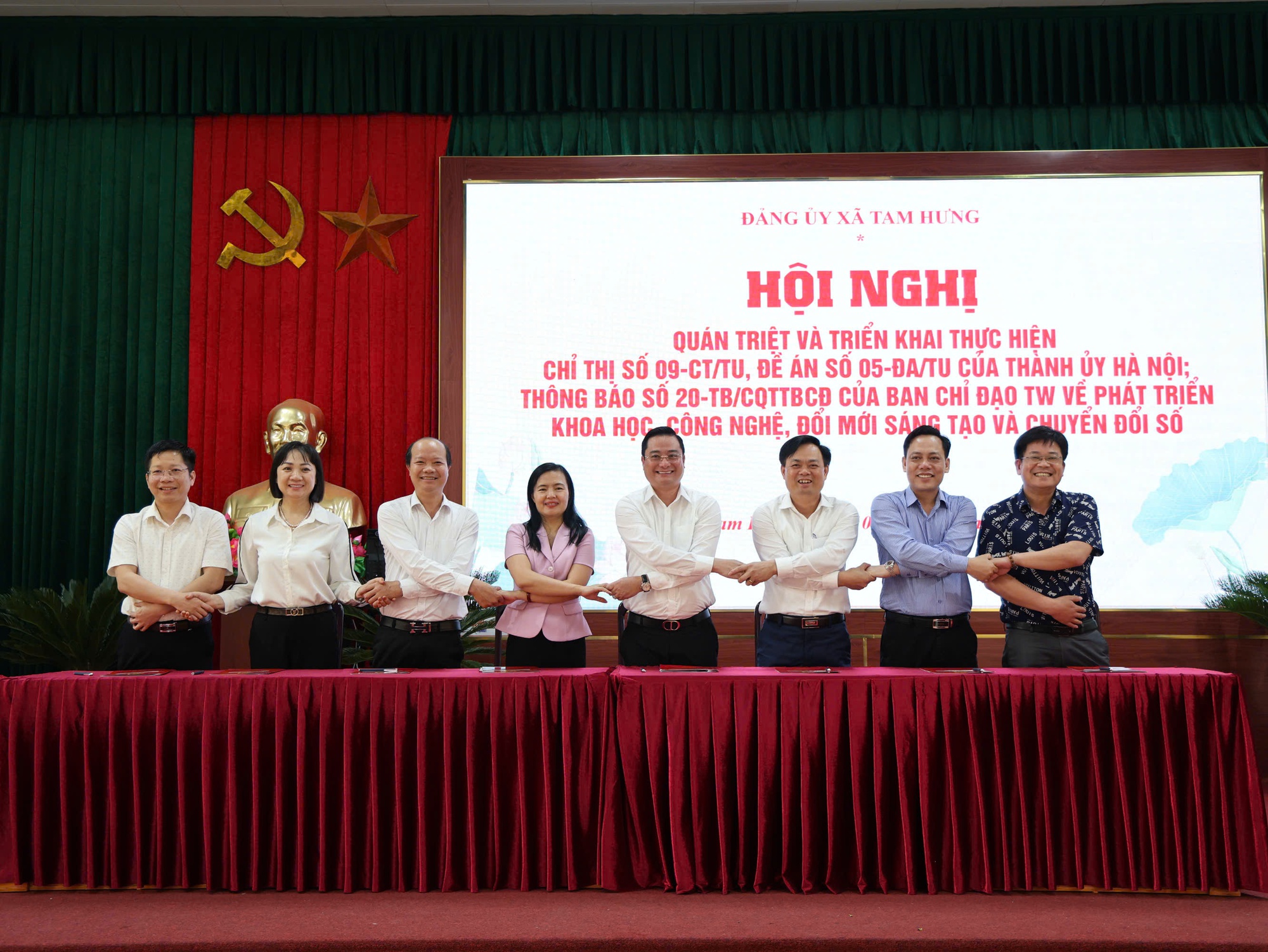 Tam Hưng: Quán triệt, triển khai, hưởng ứng và ký cam kết thực hiện Chỉ thị 09/CT-TU: Tạo chuyển biến mạnh về kỷ luật, kỷ cương và trách nhiệm công vụ- Ảnh 1.