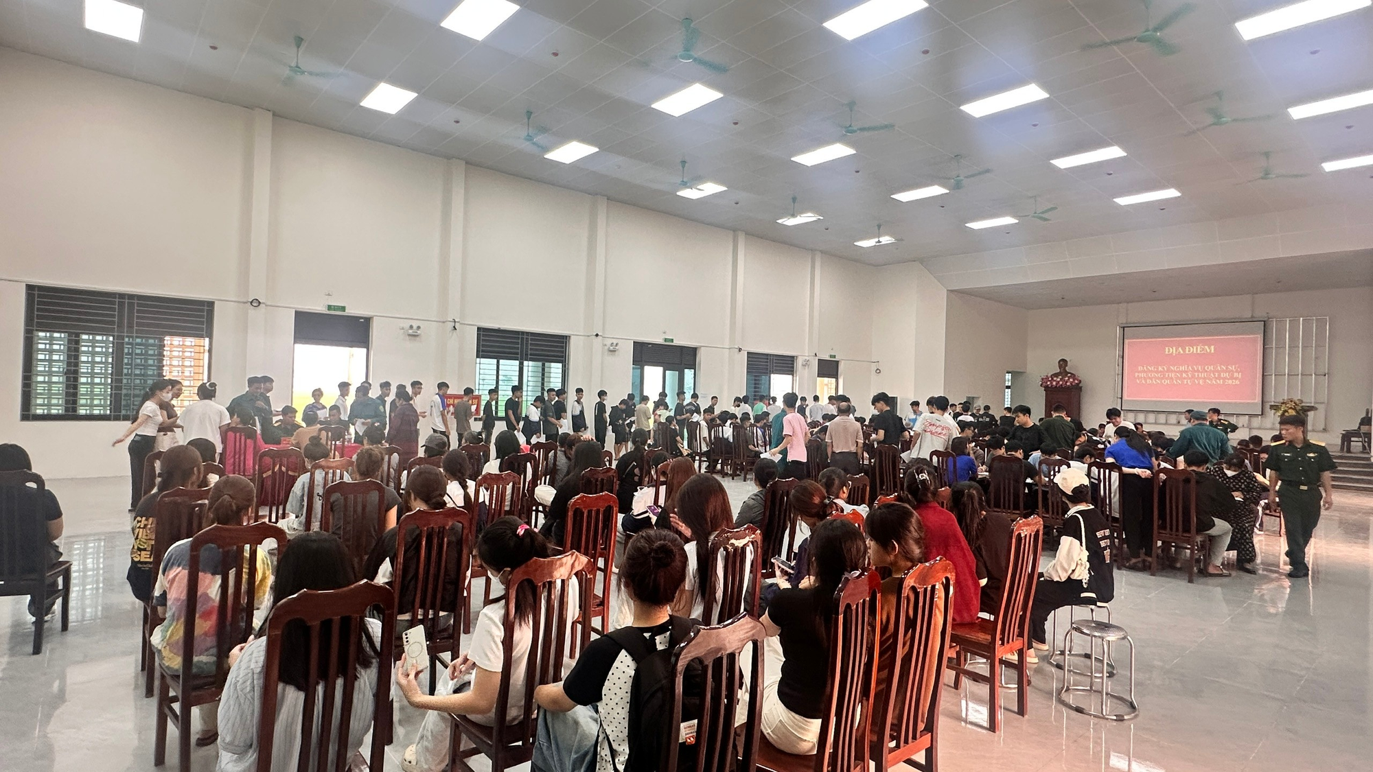 Hồng Sơn tổ chức đăng ký nghĩa vụ quân sự lần đầu, dân quân tự vệ năm 2026- Ảnh 4.