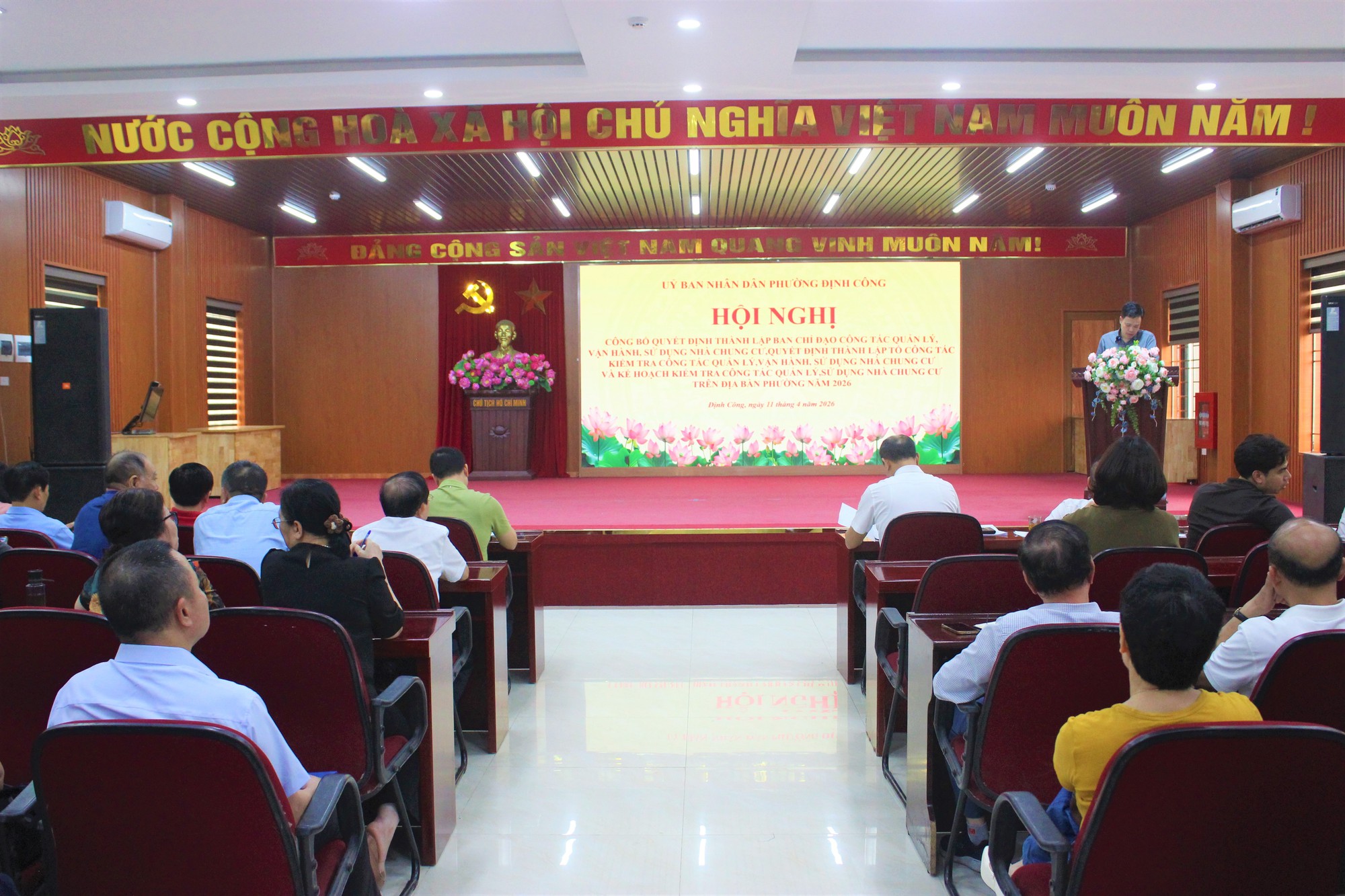 Phường Định Công siết chặt quản lý nhà chung cư- Ảnh 1.