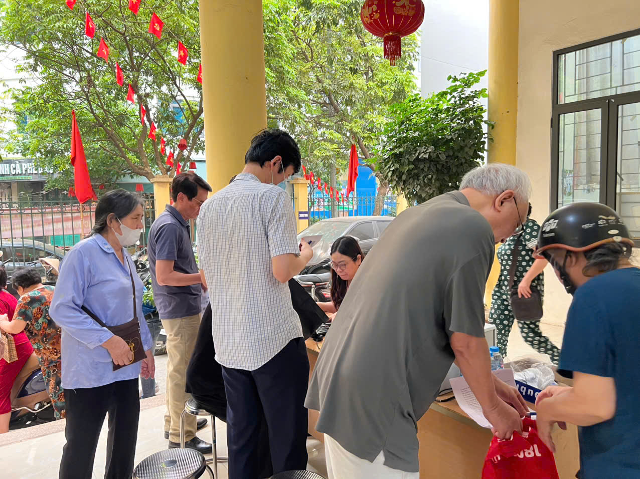 D:\ảnh lưu động\z7713850180076_27765d1ca8ad6b947f0b7cfb60f1503a.jpg