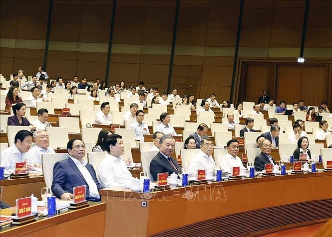 Đảng bộ xã Trần Phú đã tổ chức tiếp sóng Hội nghị toàn quốc nghiên cứu, học tập và triển khai thực hiện Nghị quyết Hội nghị Trung ương 2- Ảnh 1.