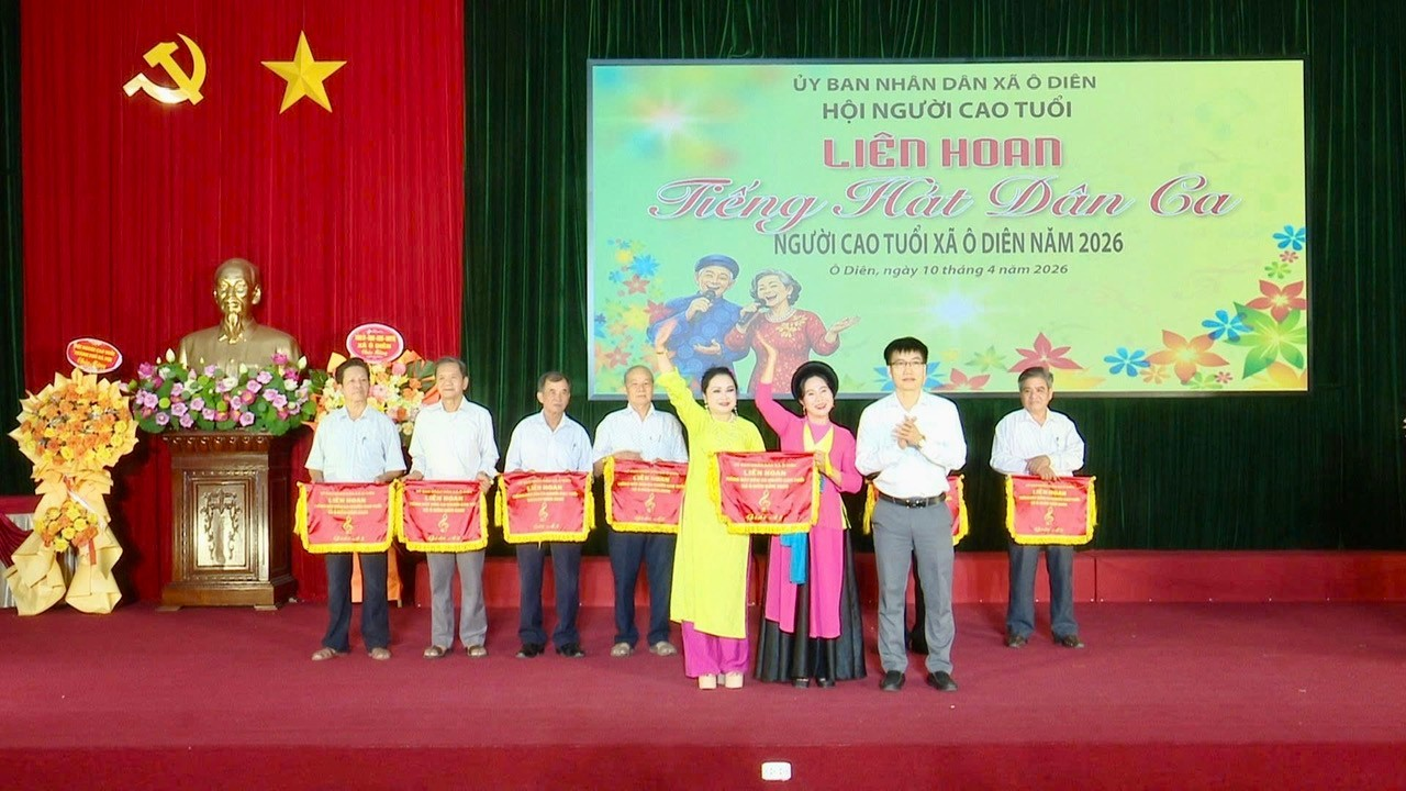 Liên hoan Tiếng hát Dân ca Người cao tuổi xã Ô Diên năm 2026 thành công tốt đẹp- Ảnh 3.