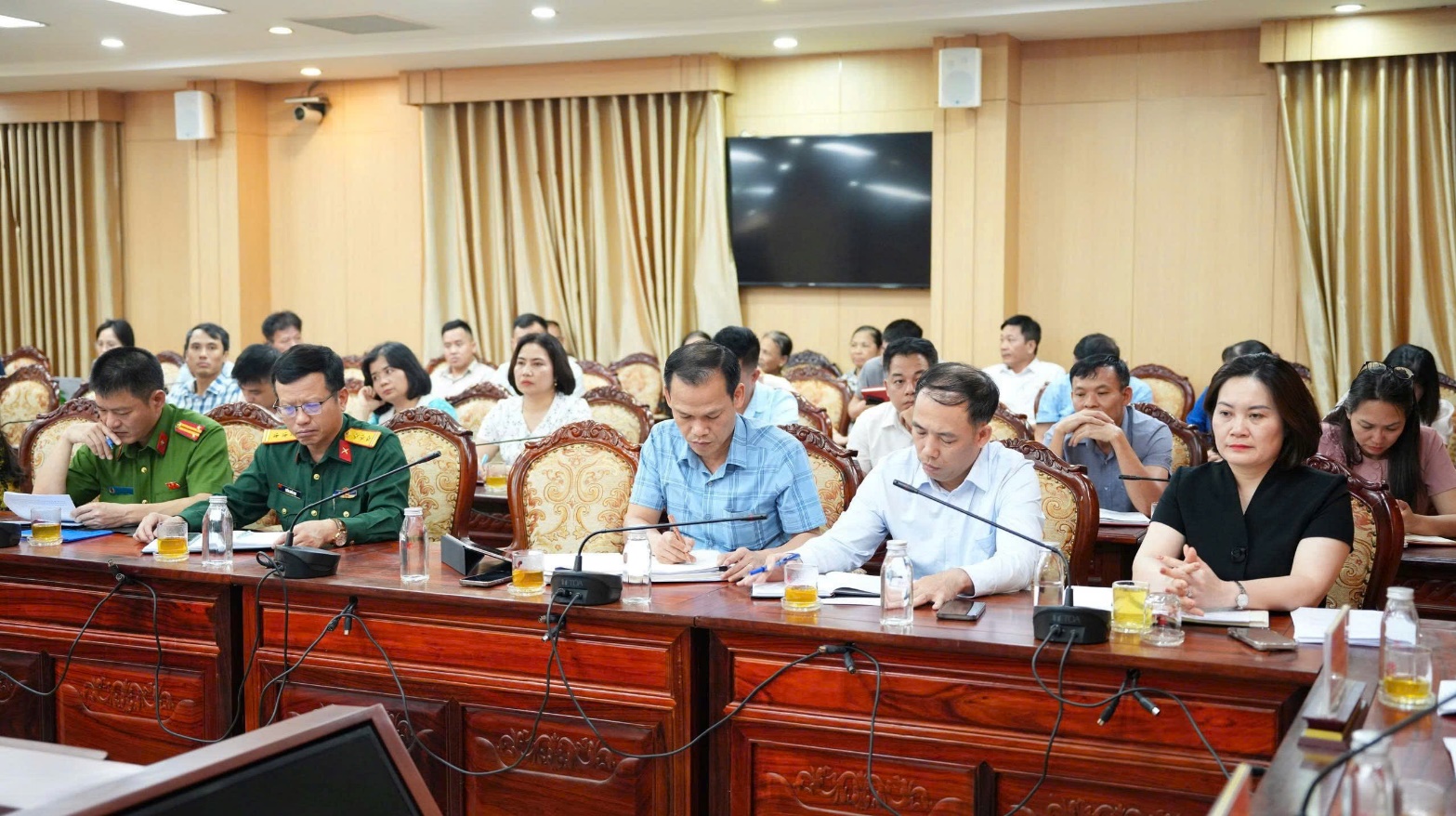 Hoài Đức giao ban quý I, quyết tâm tạo bứt phá trong quý II năm 2026- Ảnh 3.