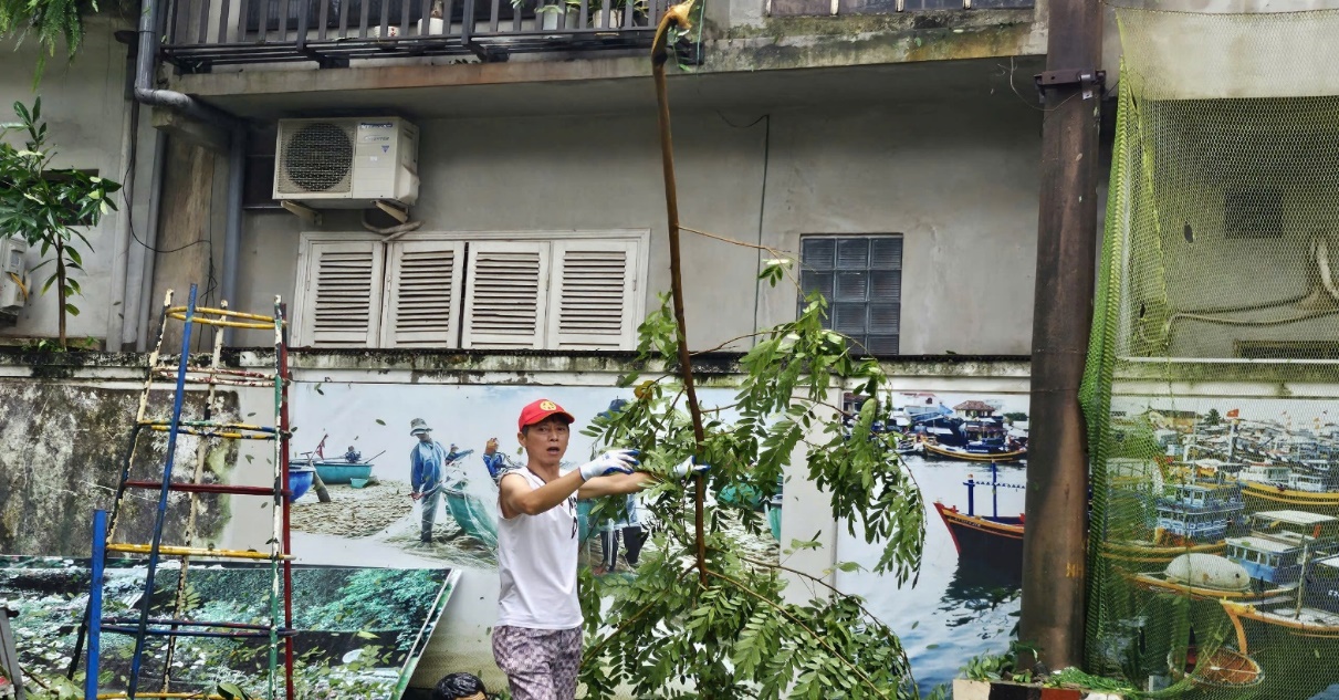 Người bảo vệ có trái tim vàng và đôi bàn tay "siêu nhân"- Ảnh 7.