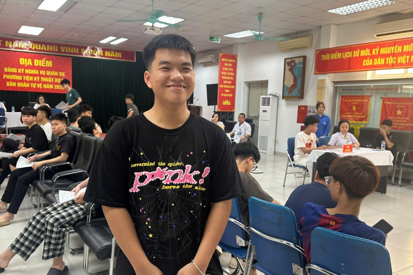 Thanh niên phường Hai Bà Trưng hăng hái tham gia đăng ký nghĩa vụ quân sự lần đầu- Ảnh 6.