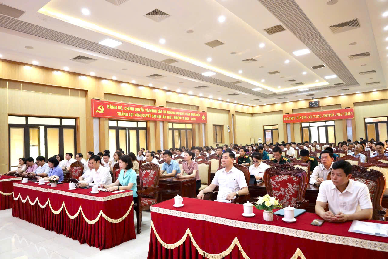 Đảng bộ xã Quảng Oai tham gia học tập, quán triệt Nghị quyết Trung ương khóa XIV, tạo sự thống nhất trong toàn hệ thống chính trị- Ảnh 1.