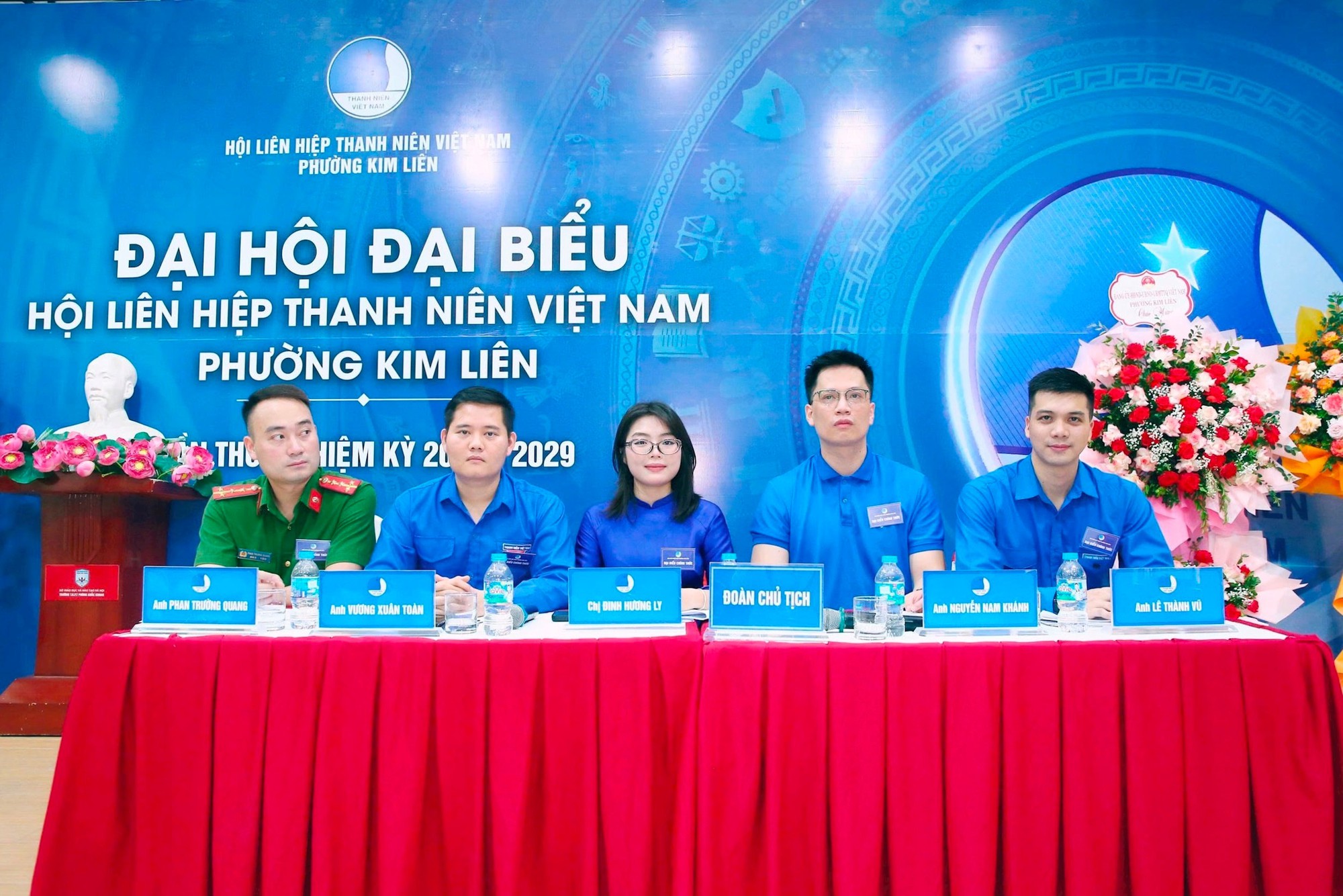 Thanh niên phường Kim Liên cống hiến sức trẻ vào xây dựng địa phương- Ảnh 1.