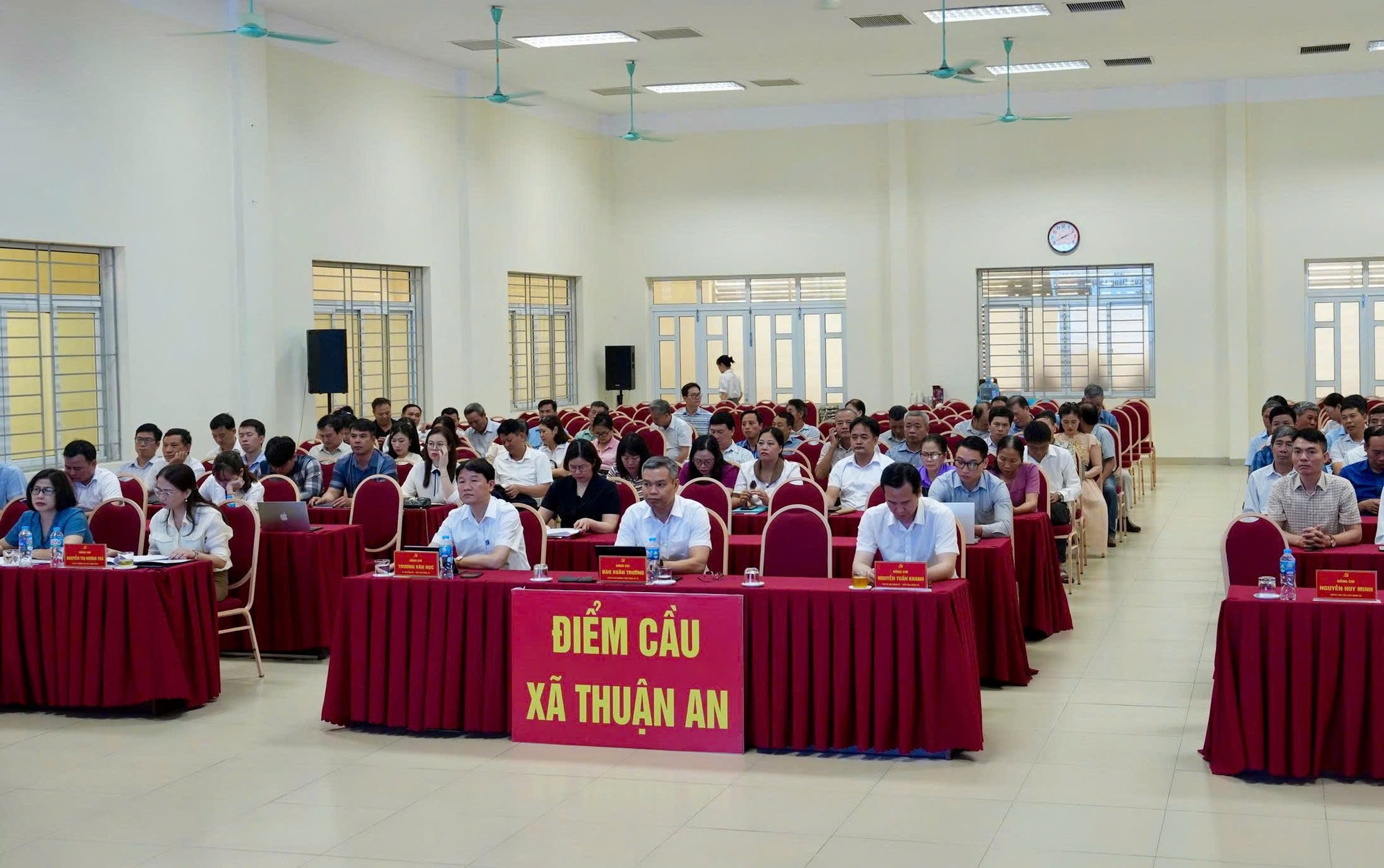 Gần 2,2 triệu cán bộ, đảng viên dự hội nghị quán triệt, triển khai thực hiện Nghị quyết Trung ương 2 (khóa XIV)- Ảnh 25.