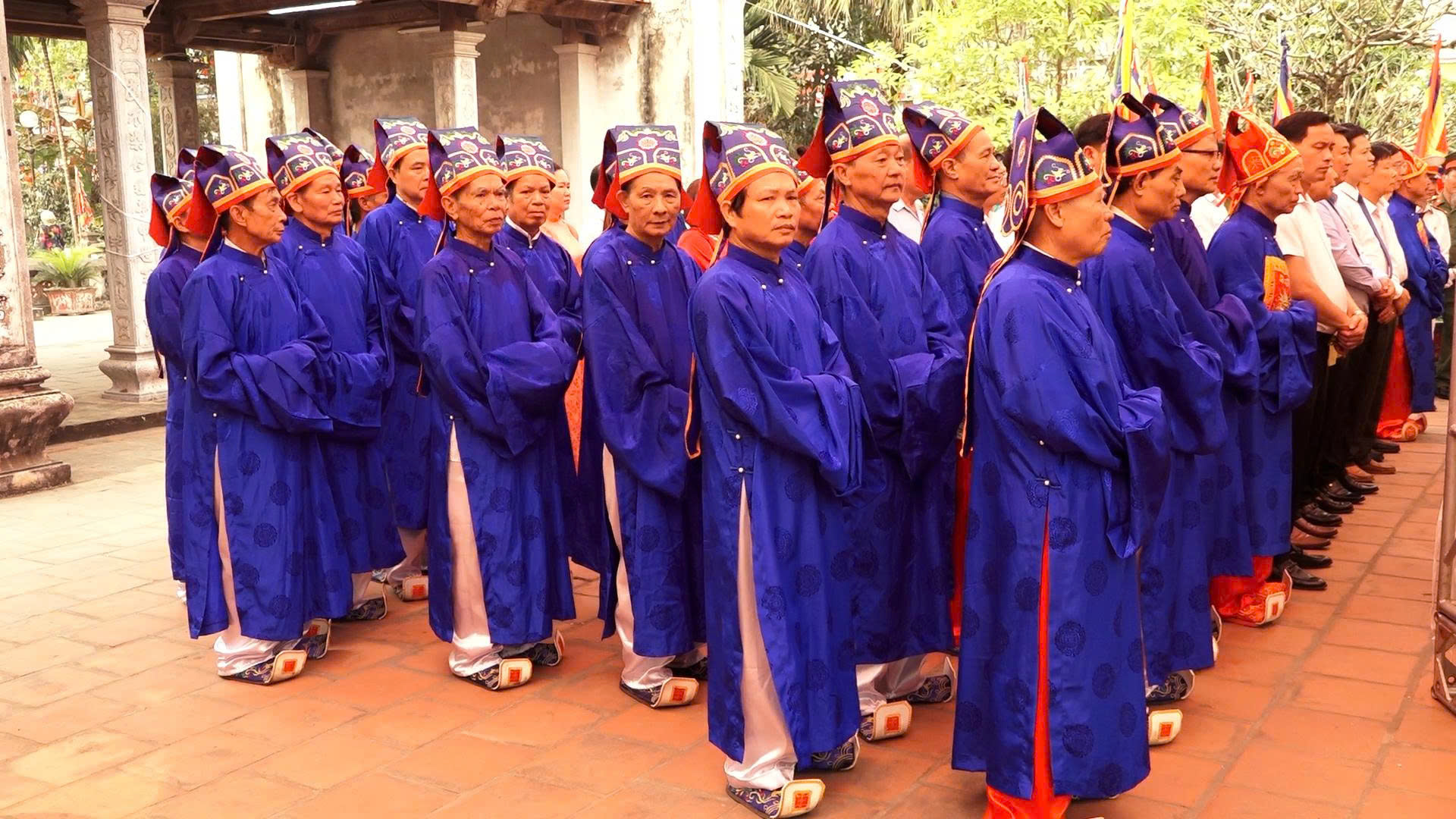 VIDEO VỀ LỄ HỘI BÌNH ĐÀ 2026: LỄ DÂNG HƯƠNG ĐỨC ĐẠI DƯƠNG LINH LANG TẠI ĐÌNH NGOẠI