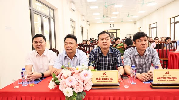 HỘI NGHỊ TỔNG KẾT CÔNG TÁC TUYỂN CHỌN, GỌI CÔNG DÂN NHẬP NGŨ VÀ THỰC HIỆN NGHĨA VỤ THAM GIA CÔNG AN NHÂN DÂN NĂM 2026- Ảnh 1.