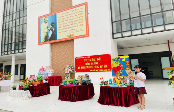 
Ngành Giáo dục xã Phú Xuyên chung tay giảm thiểu rác thải nhựa xây dựng trường học xanh
- Ảnh 1.