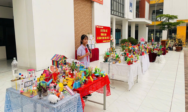 
Ngành Giáo dục xã Phú Xuyên chung tay giảm thiểu rác thải nhựa xây dựng trường học xanh
- Ảnh 5.