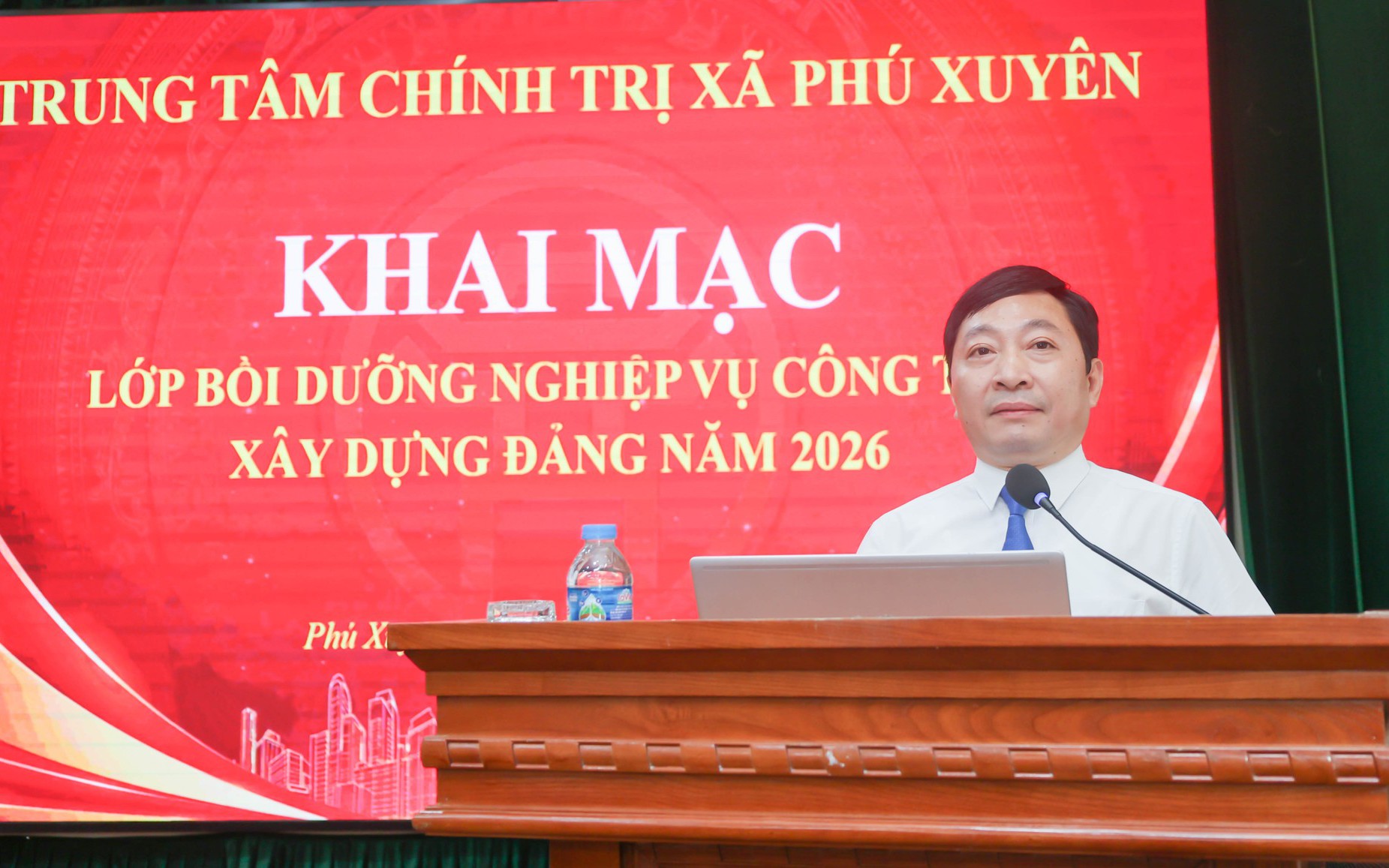 Khai mạc lớp bồi dưỡng nghiệp vụ công tác Đảng năm 2026