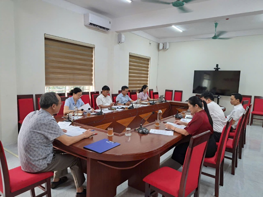 THƯỜNG TRỰC HĐND XÃ KIM ANH TỔ CHỨC HỘI NGHỊ GIAO BAN THÁNG 4/2026- Ảnh 3.