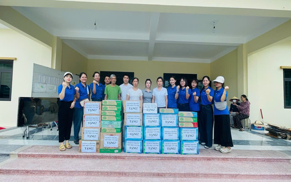 CÔ GIÁO NGUYỄN THỊ QUYÊN – TẤM GƯƠNG NGƯỜI TỐT, VIỆC TỐT TRONG NGÀNH GIÁO DỤC- Ảnh 2.