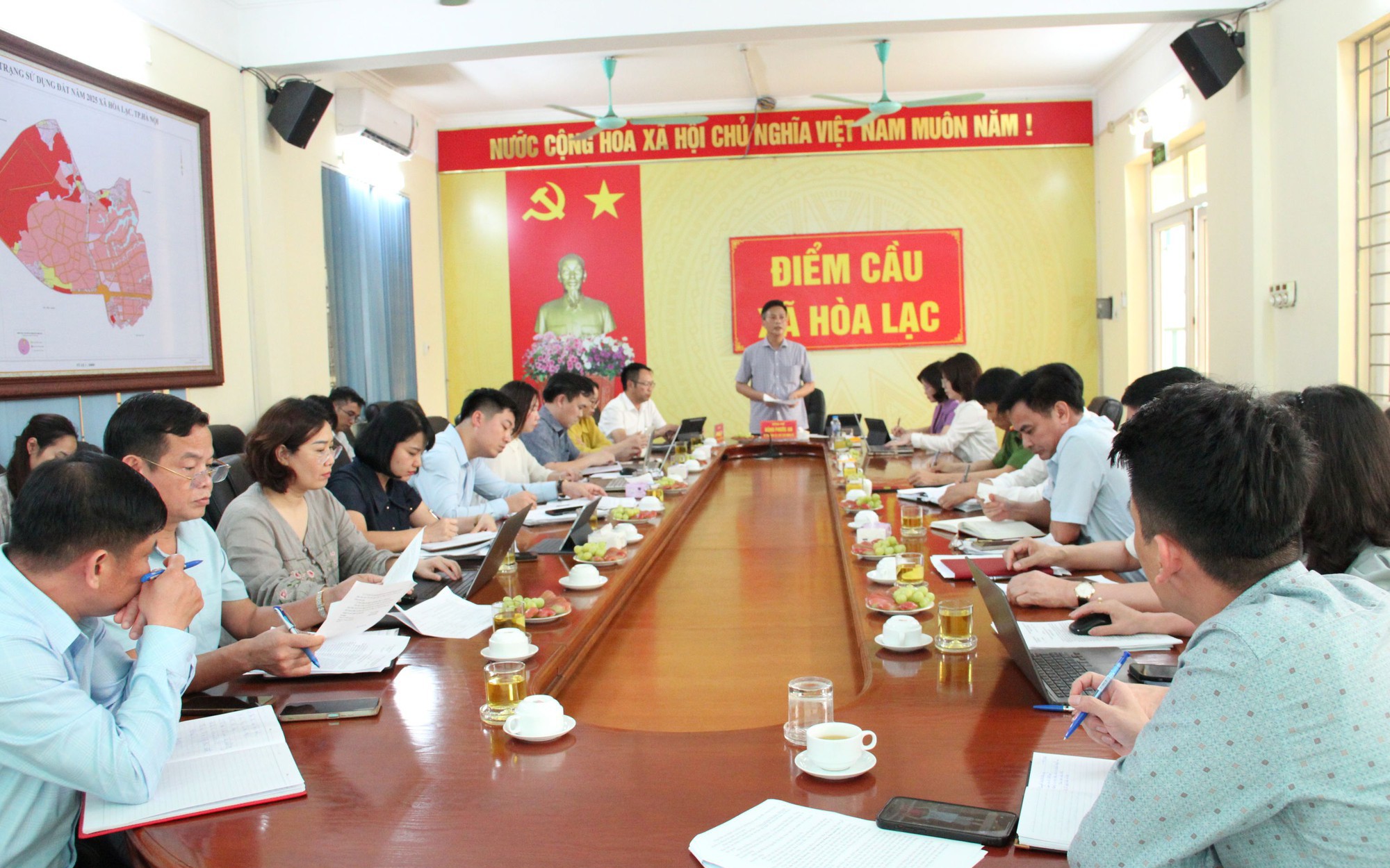 Thường trực Đảng ủy xã Hòa Lạc làm việc với UBND xã về nhiệm vụ trọng tâm lĩnh vực kinh tế năm 2026