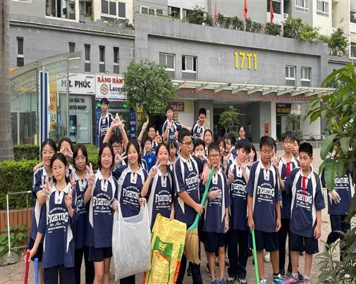 HÀNH TRÌNH 1 KM XANH – BÀI HỌC SỐNG ĐỘNG
VỀ TRÁCH NHIỆM VỚI MÔI  TRƯỜNG  TẠI TRƯỜNG THCS NGUYỄN DU- Ảnh 5.