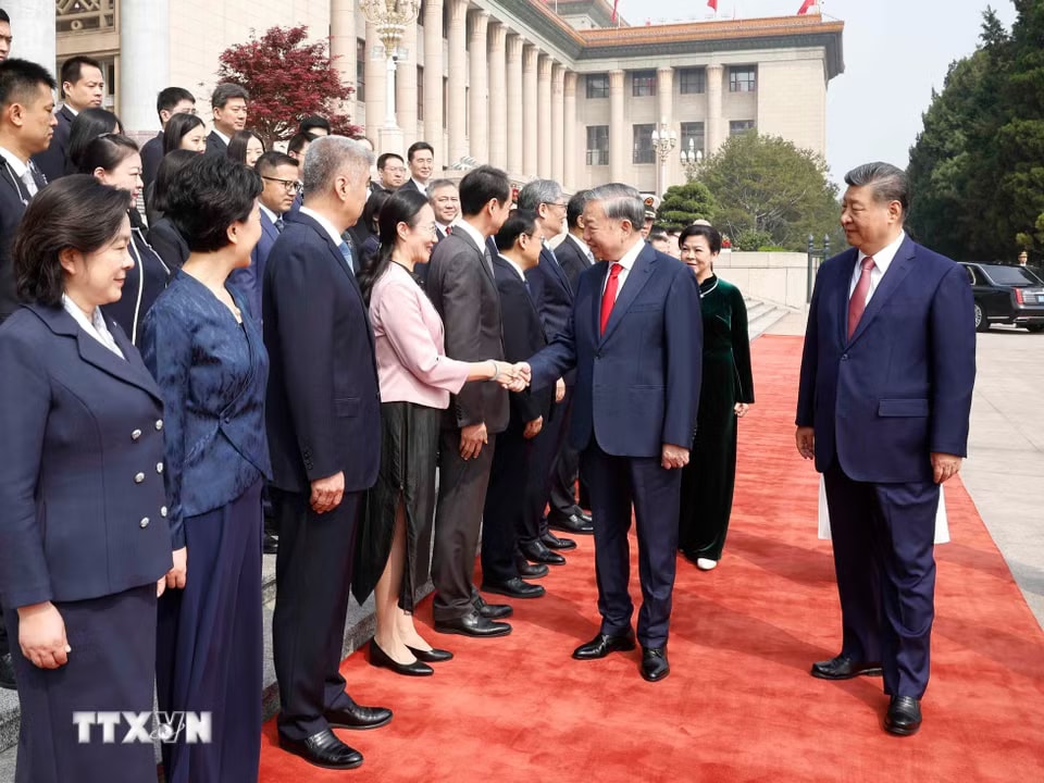 Toàn cảnh Lễ đón Tổng Bí thư, Chủ tịch nước Tô Lâm thăm cấp Nhà nước đến Trung Quốc- Ảnh 5.