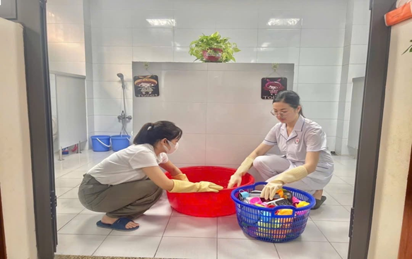 Các trường học trên địa bàn xã Phú Xuyên chủ động phòng, chống dịch bệnh tay chân miệng, xây dựng môi trường học đường an toàn- Ảnh 10.