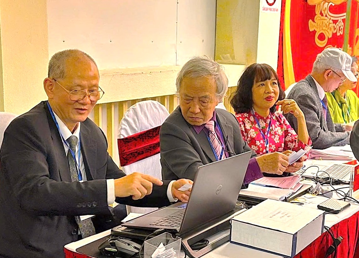 Phường Kim Liên đưa chuyển đổi số ứng dụng vào đời sống dân cư- Ảnh 1.