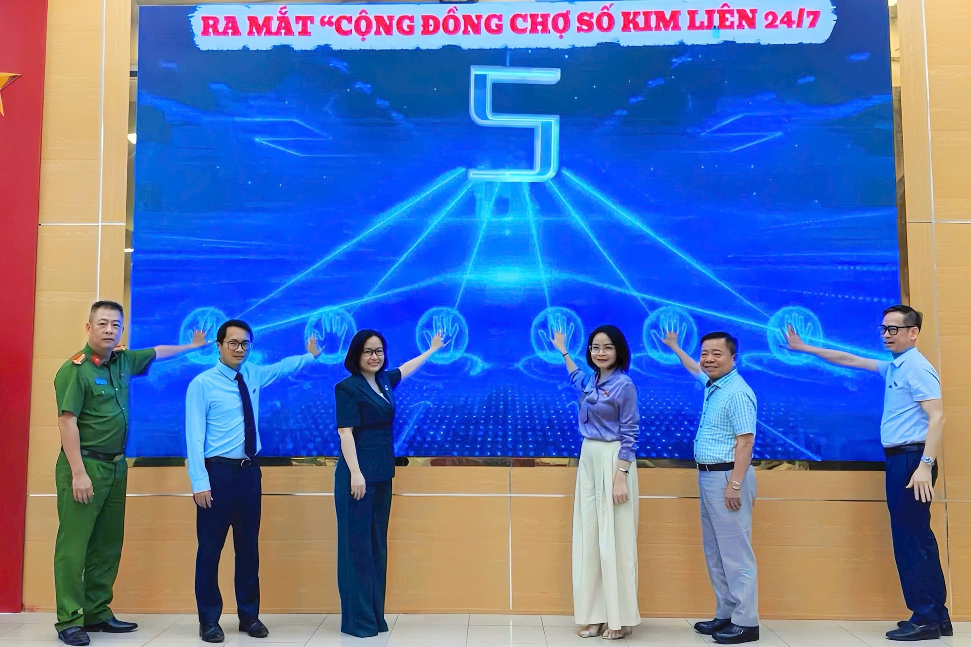 Phường Kim Liên ra mắt “Cộng đồng Chợ số Kim Liên 24/7”- Ảnh 4.