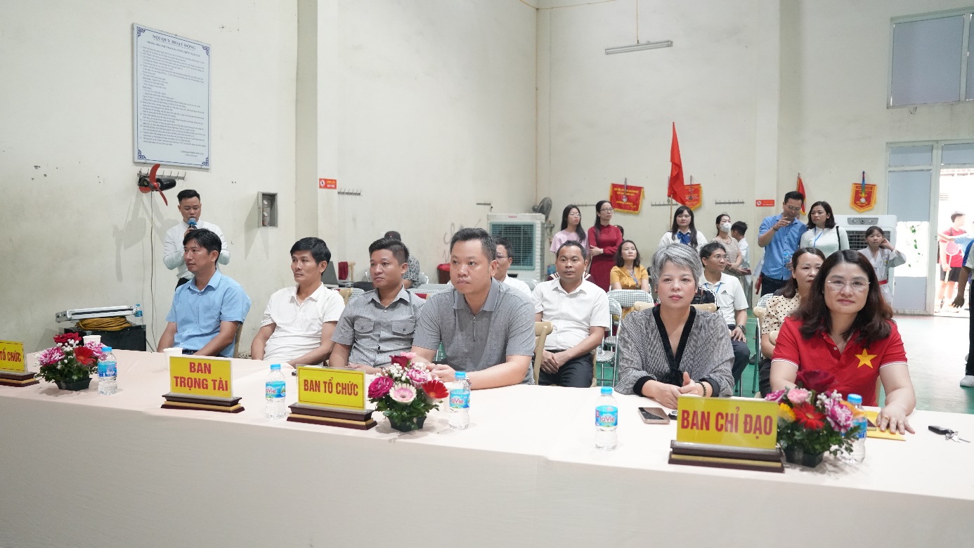 351 vận động viên tham dự Giải thể thao học sinh phổ&nbsp;thông xã An Khánh năm học 2025-2026- Ảnh 1.