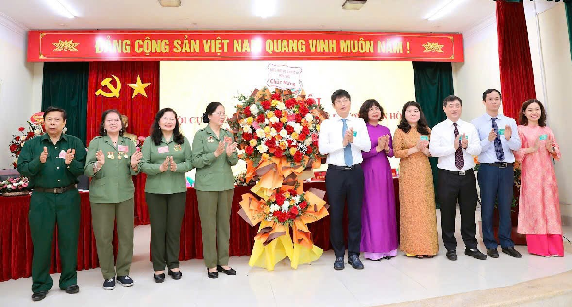 Hội Cựu Thanh niên xung phong phường Yên Hòa tổ chức thành công Đại hội đại biểu lần thứ I, nhiệm kỳ 2026-2031- Ảnh 2.