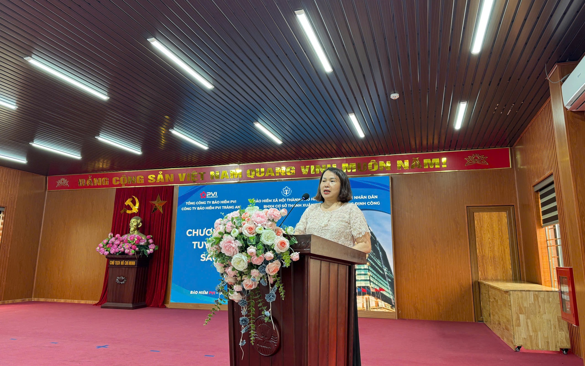 Phường Định Công tổ chức Hội nghị tuyên truyền chính sách BHXH tự nguyện, bảo hiểm y tế (BHYT) hộ gia đình