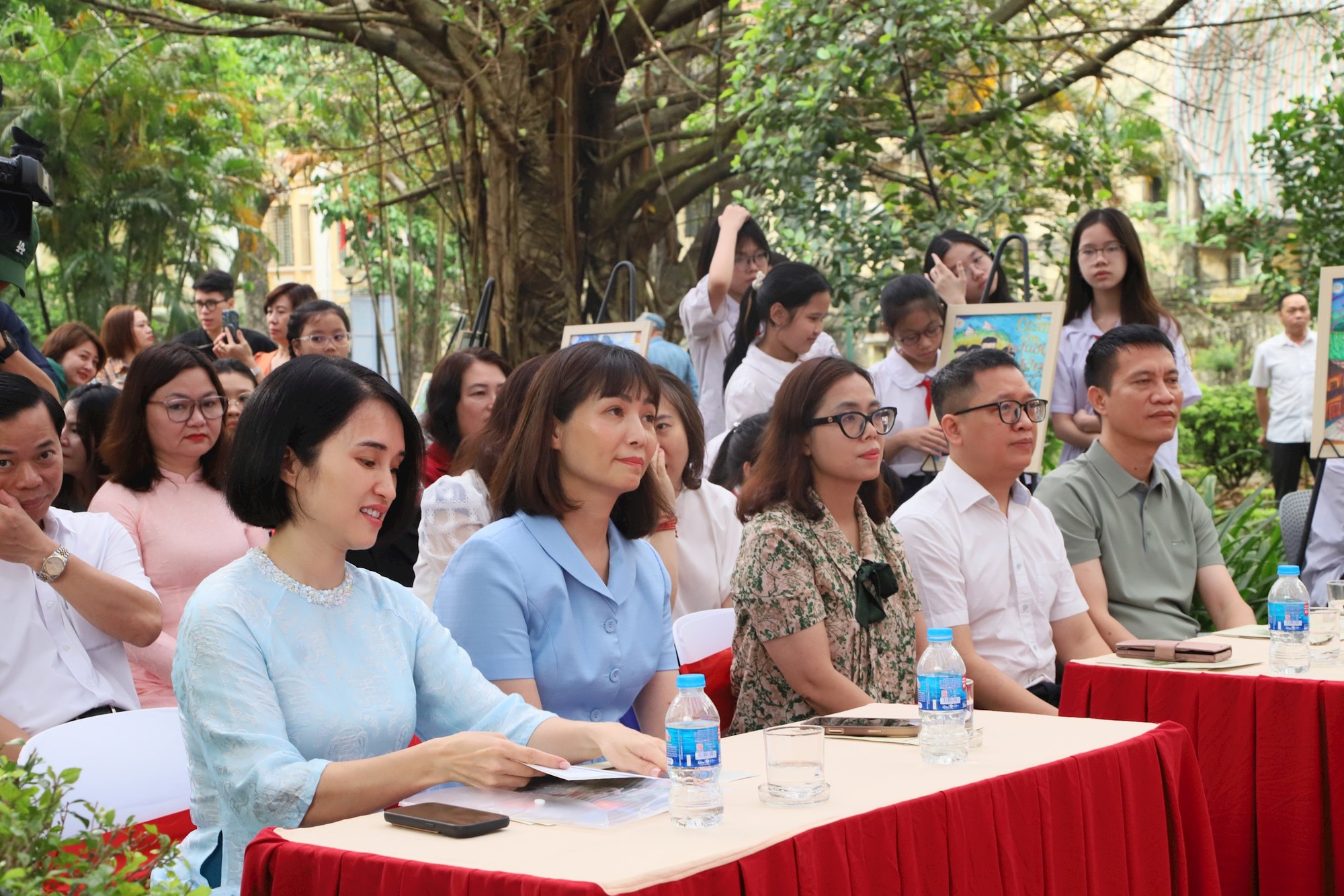 Đa dạng hoạt động hưởng ứng Ngày Sách và Văn hóa đọc Việt Nam tại phường Hoàn Kiếm- Ảnh 1.