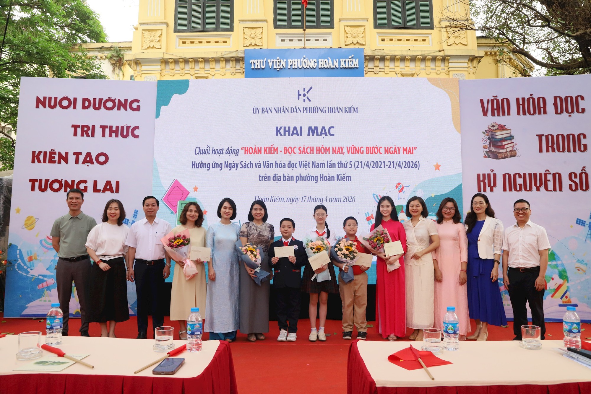 Đa dạng hoạt động hưởng ứng Ngày Sách và Văn hóa đọc Việt Nam tại phường Hoàn Kiếm- Ảnh 3.