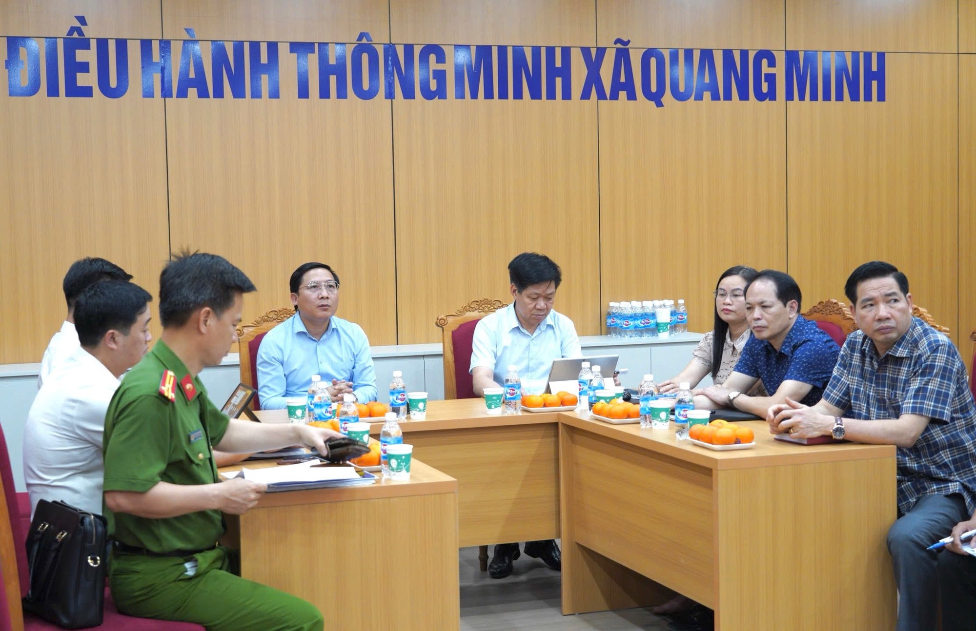 Xã Quang Minh tăng tốc chuyển đổi số: Hệ thống camera giám sát an ninh phát huy hiệu quả- Ảnh 1.