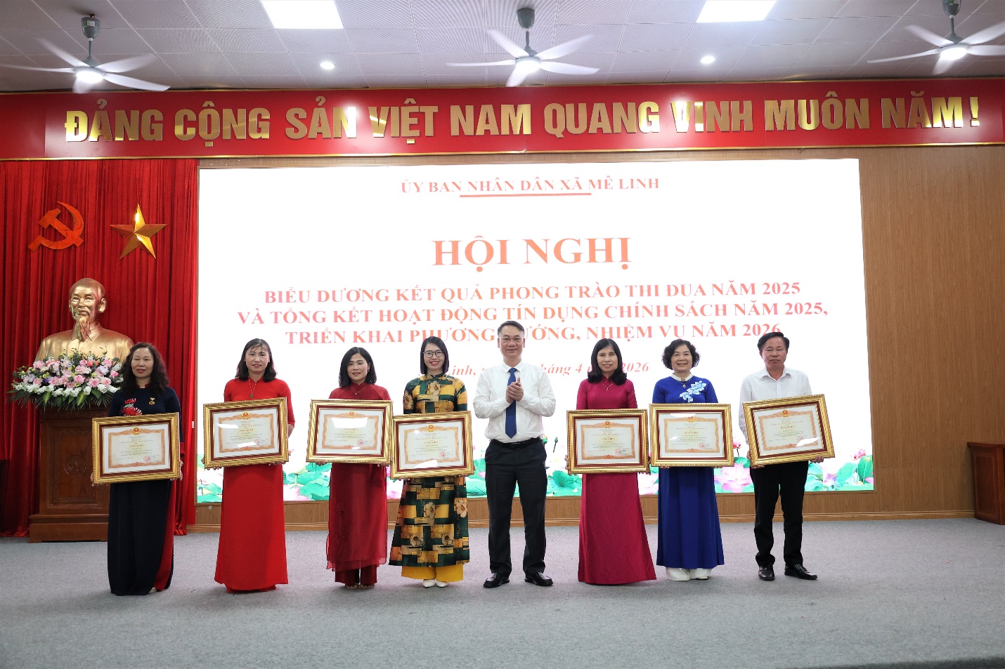 MÊ LINH TỔ CHỨC HỘI NGHỊ BIỂU DƯƠNG KẾT QUẢ PHONG TRÀO THI ĐUA NĂM 2025, TỔNG KẾT HOẠT ĐỘNG TÍN DỤNG CHÍNH SÁCH NĂM 2025, TRIỂN KHAI, PHƯƠNG HƯỚNG NHIỆM VỤ NĂM 2026- Ảnh 3.
