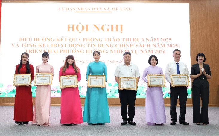 MÊ LINH TỔ CHỨC HỘI NGHỊ BIỂU DƯƠNG KẾT QUẢ PHONG TRÀO THI ĐUA NĂM 2025, TỔNG KẾT HOẠT ĐỘNG TÍN DỤNG CHÍNH SÁCH NĂM 2025, TRIỂN KHAI, PHƯƠNG HƯỚNG NHIỆM VỤ NĂM 2026- Ảnh 5.