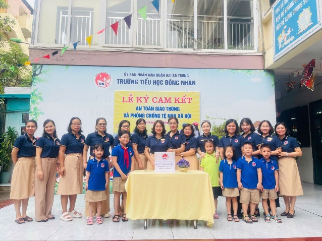 Nhà giáo Hoàng Thị Kim Dung - Người “thuyền trưởng” tâm huyết, sáng tạo và giàu lòng nhân ái của trường Tiểu học Đồng Nhân.- Ảnh 11.