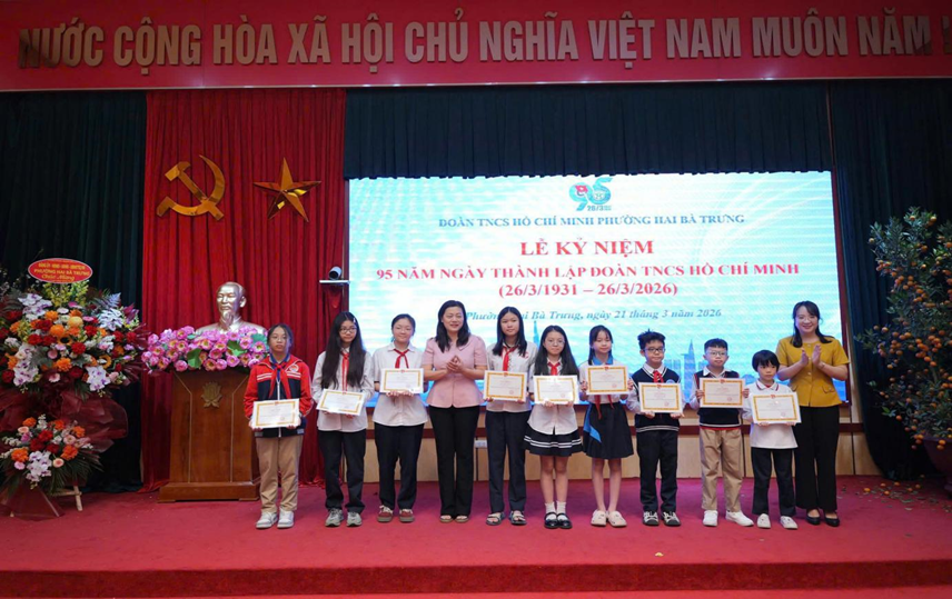 Bài dự thi viết về: “Gương điển hình tiên tiến Người tốt, Việc tốt trong phong trào thi đua yêu nước Thành phố Hà Nội năm 2026”- Ảnh 16.