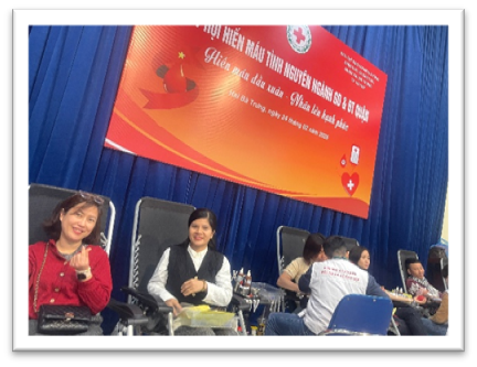 Ngọn lửa hồng sưởi ấm những mầm non và bến đỗ hạnh phúc của một gia đình mẫu mực- Ảnh 4.