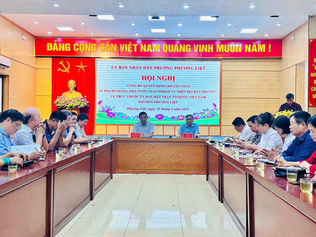 PHƯƠNG LIỆT: CHUYỂN GIAO HỘI NGƯỜI CAO TUỔI VÀ HỘI CHỮ THẬP ĐỎ VỀ ỦY BAN MTTQ VIỆT NAM PHƯỜNG- Ảnh 1.