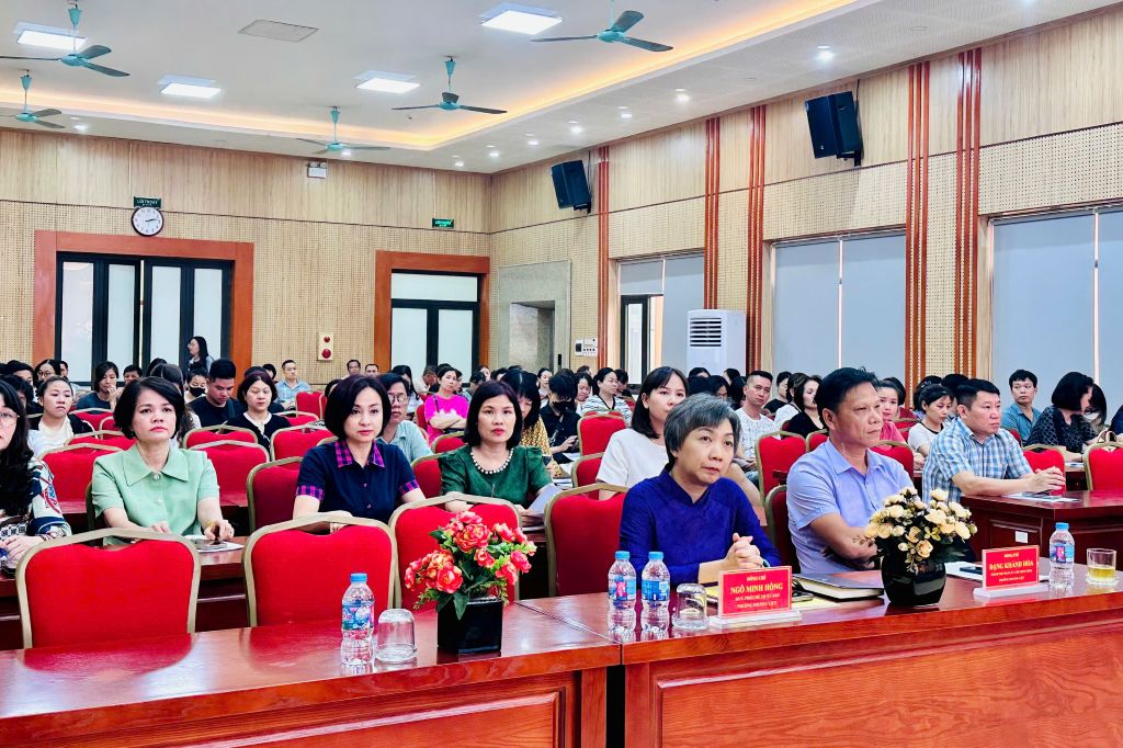 Phường Phương Liệt: Triển khai Tháng hành động vì ATTP năm 2026 và tập huấn kiến thức ATTP tuyến phố điểm Lê Trọng Tấn- Ảnh 1.