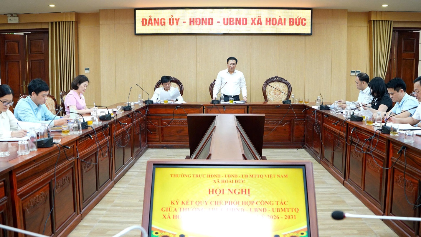 Hoài Đức tổ chức ký kết Quy chế phối hợp công tác giữa Thường trực HĐND, UBND và Ủy ban MTTQ xã và thống nhất chương trình các kỳ họp thứ Hai, thứ Ba HĐND nhiệm kỳ 2026-2031- Ảnh 6.